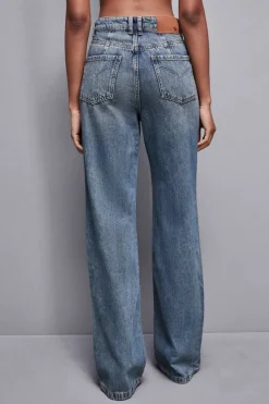Jeansy z wysokim stanem straight fit
