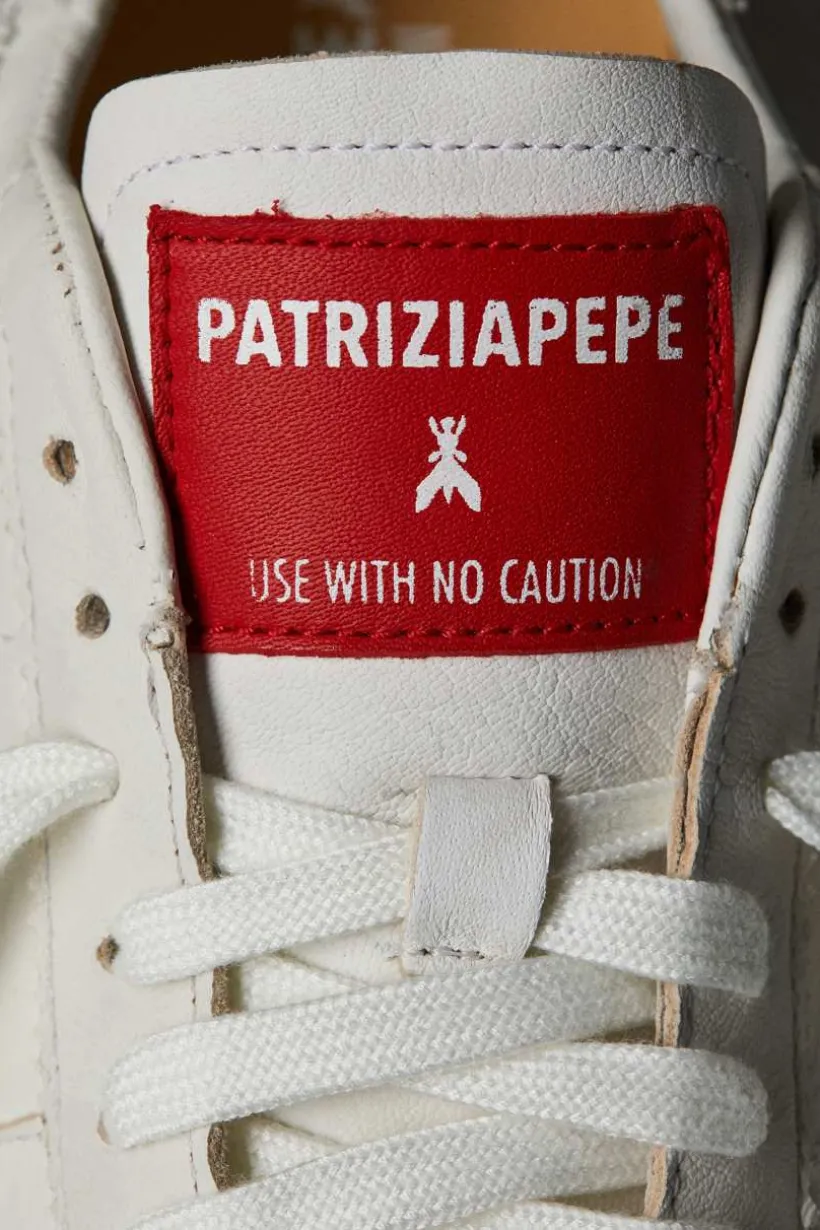SKIN Sneakers ze skóry nappa z napisem