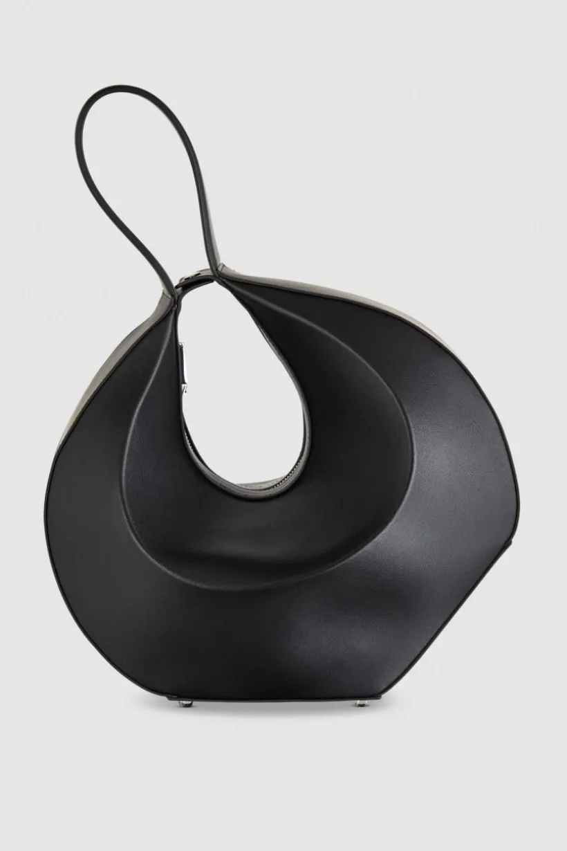 Skórzana bangle bag na ramię