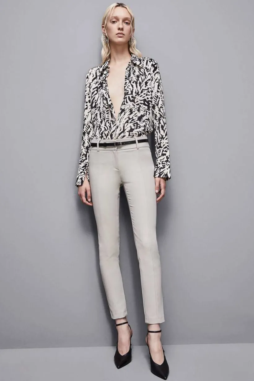 Spodnie slim fit
