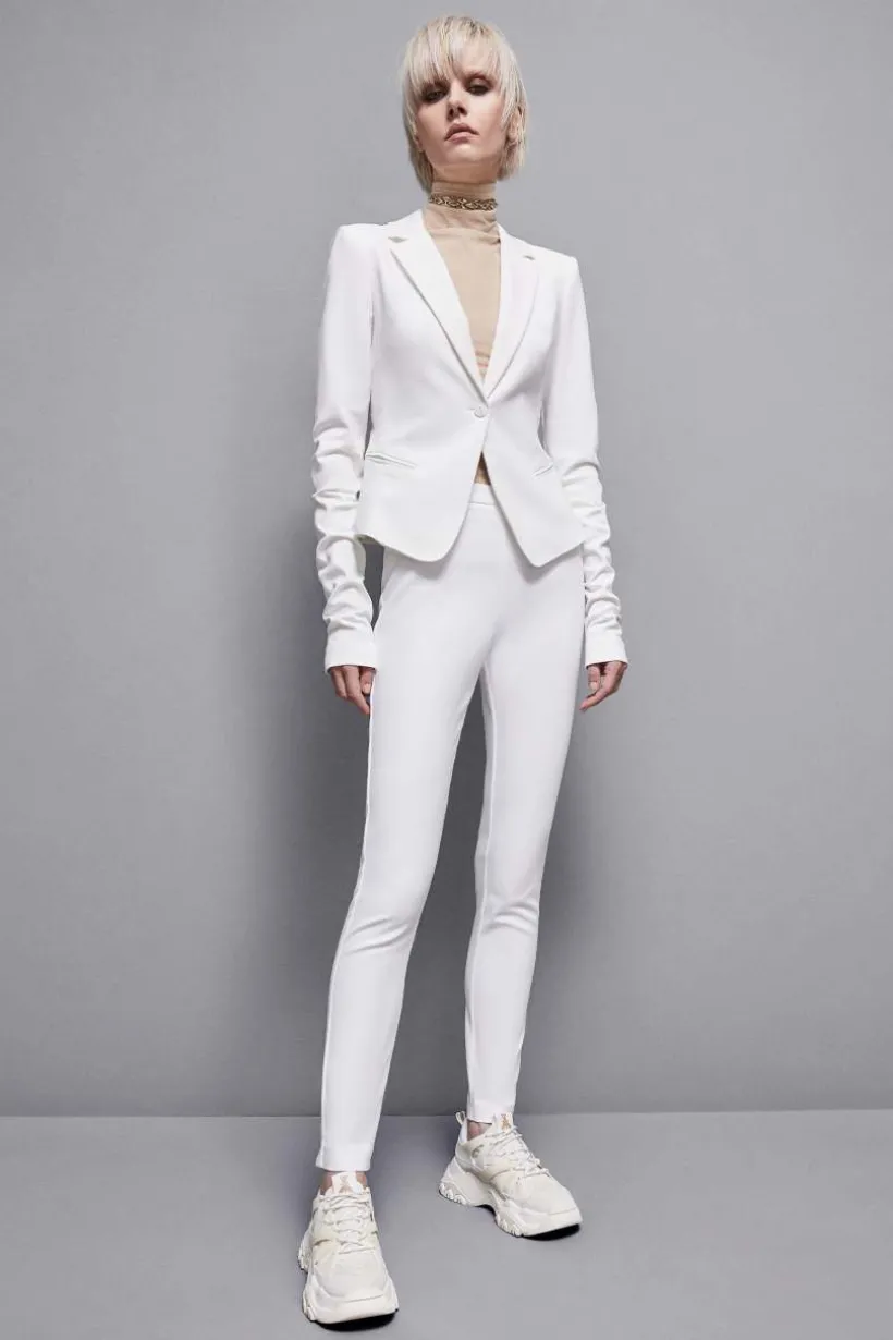 Spodnie slim fit