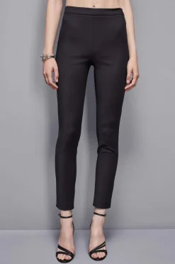 Spodnie slim fit