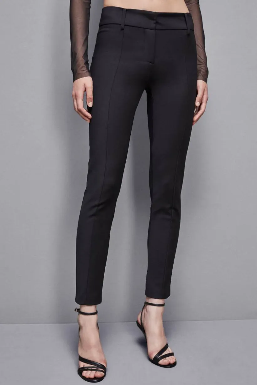 Spodnie slim fit