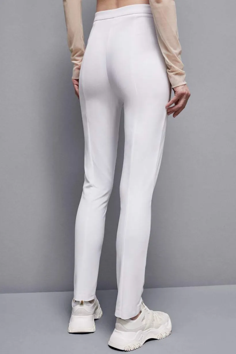 Spodnie slim fit
