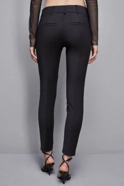 Spodnie slim fit