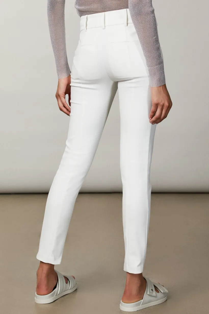 Spodnie slim fit