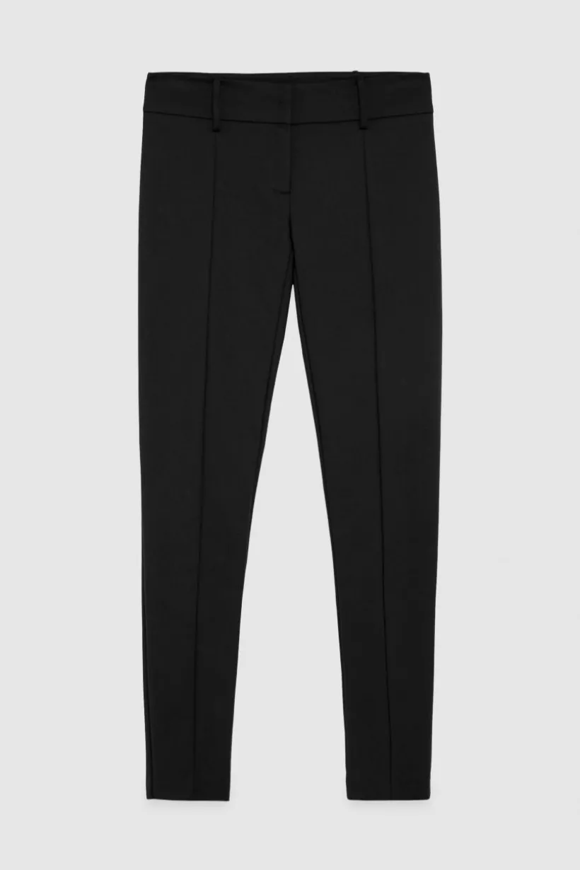 Spodnie slim fit