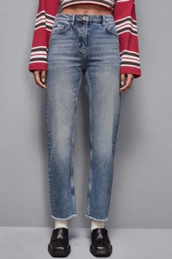 Spodnie slim z niebieskiego denimu