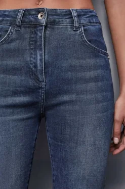 Spodnie slim z niebieskiego denimu