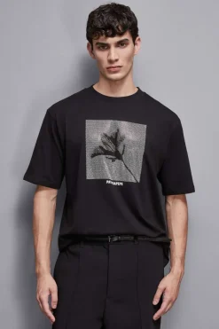 T-shirt z ćwiekami