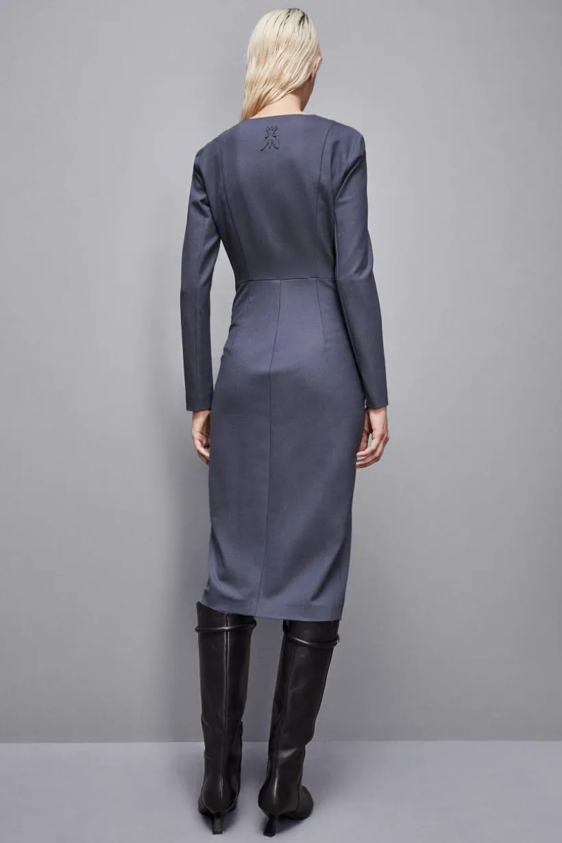 Wełniana sukienka slim fit Essential